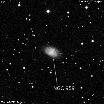 NGC 959 - спиральная галактика. Описание NGC 959:, Галактика в созвездии Треугольник
